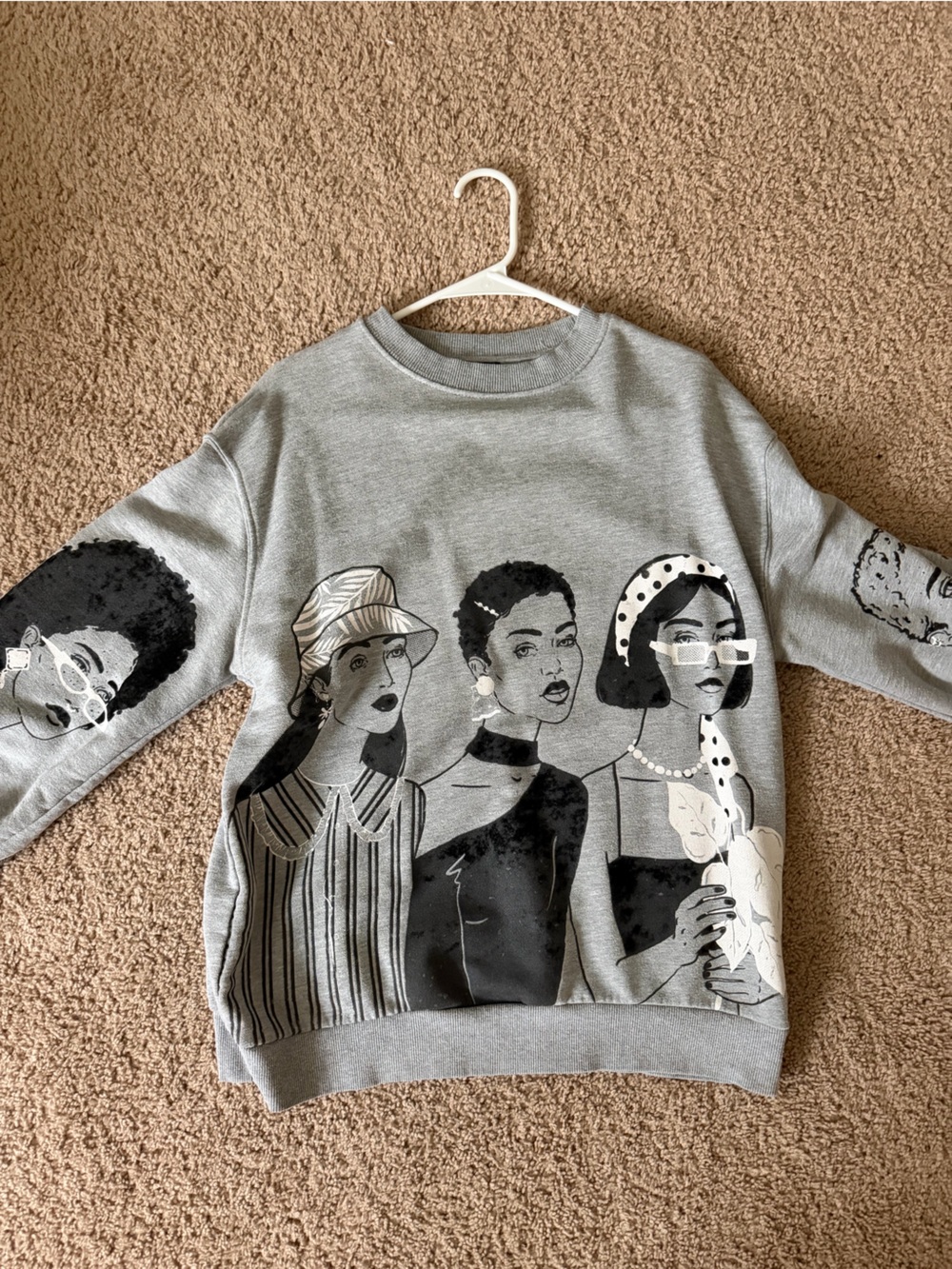 Zara Grey Graphic Women Illustration Crewneck Sweater